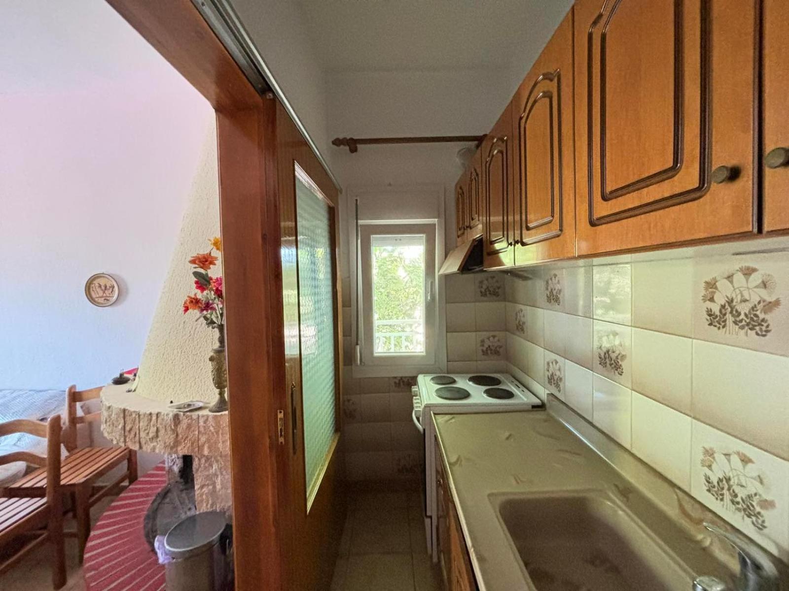 Island Apartments Nea Vrasna Bagian luar foto