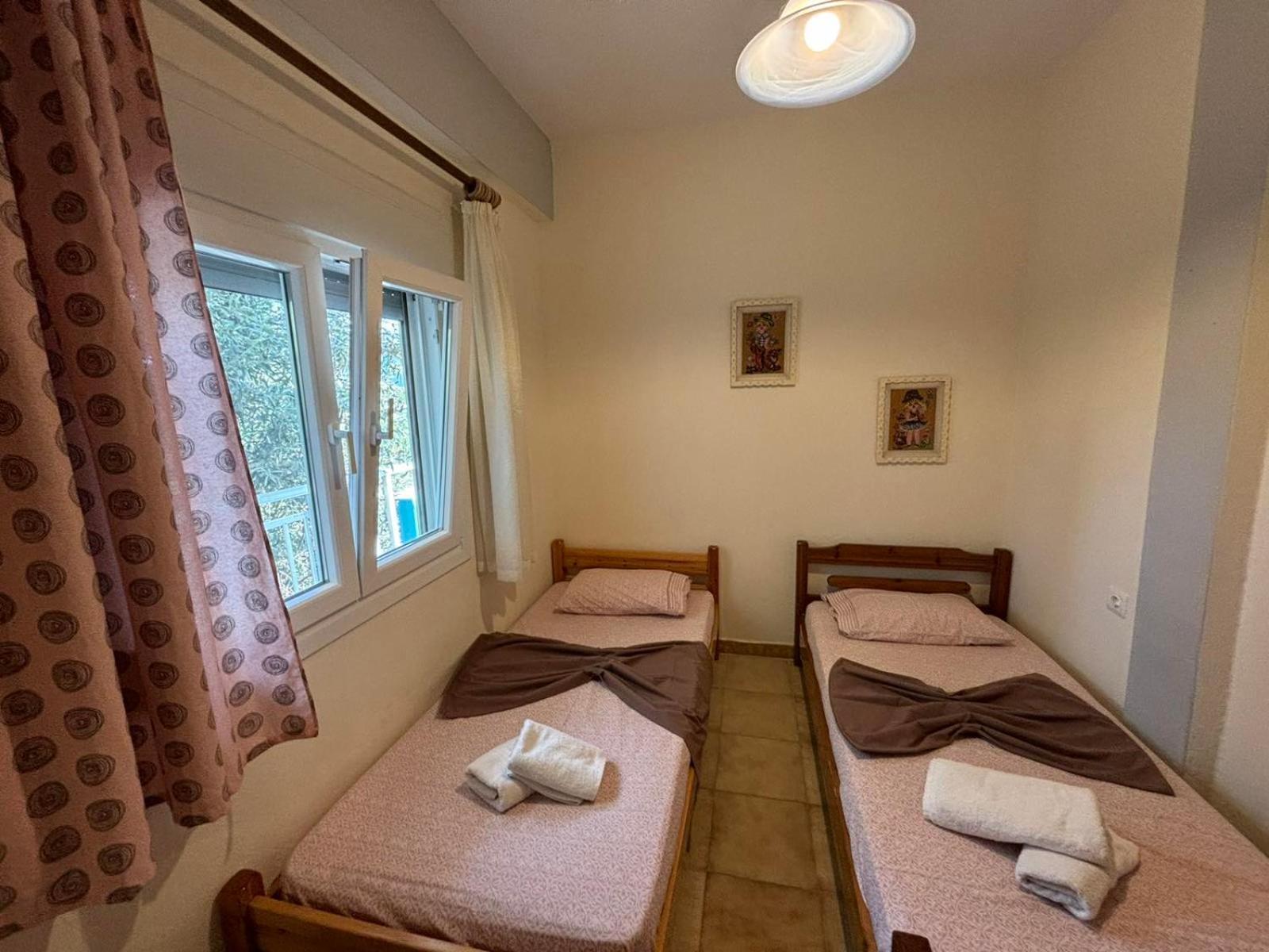 Island Apartments Nea Vrasna Bagian luar foto