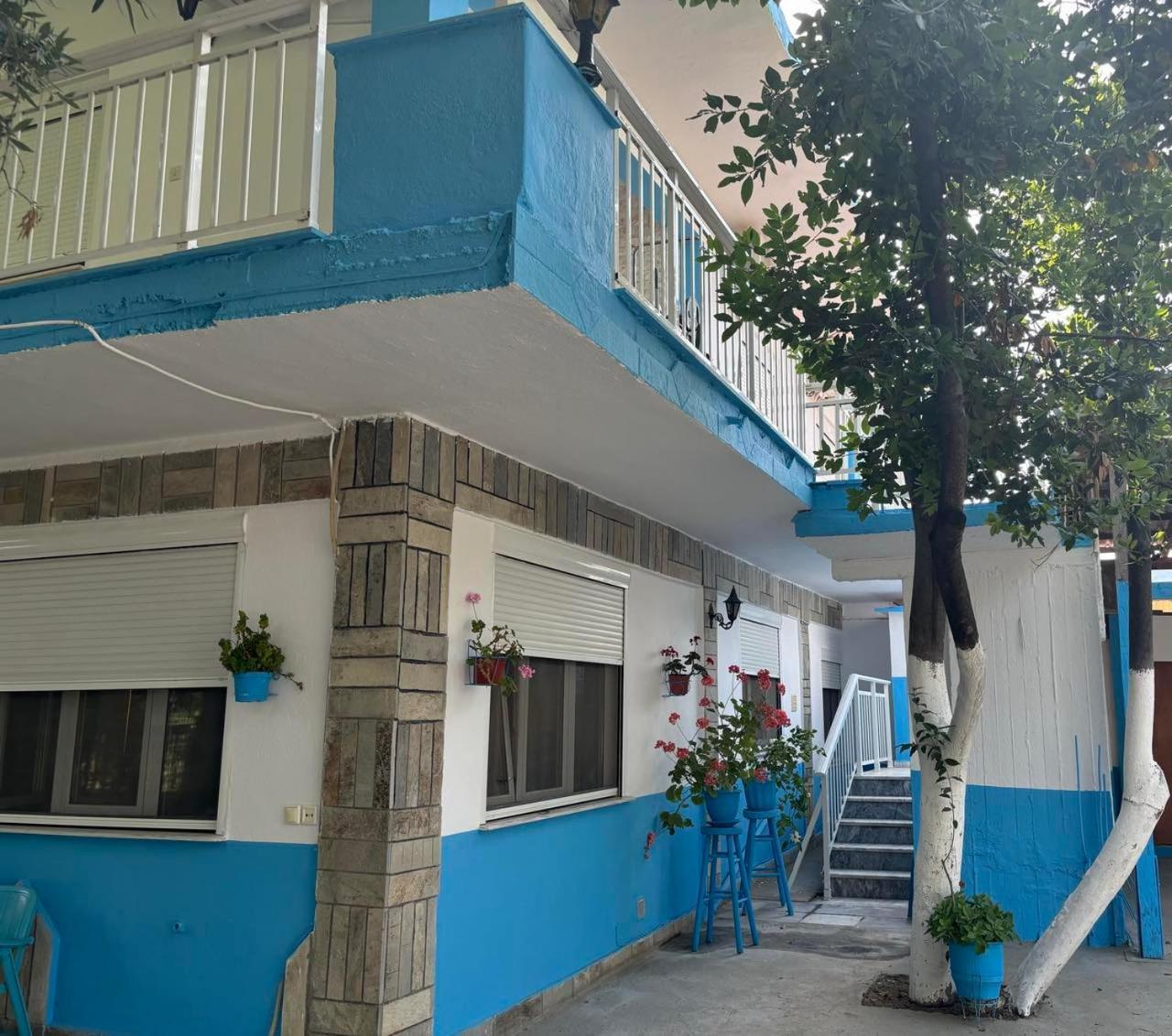 Island Apartments Nea Vrasna Bagian luar foto